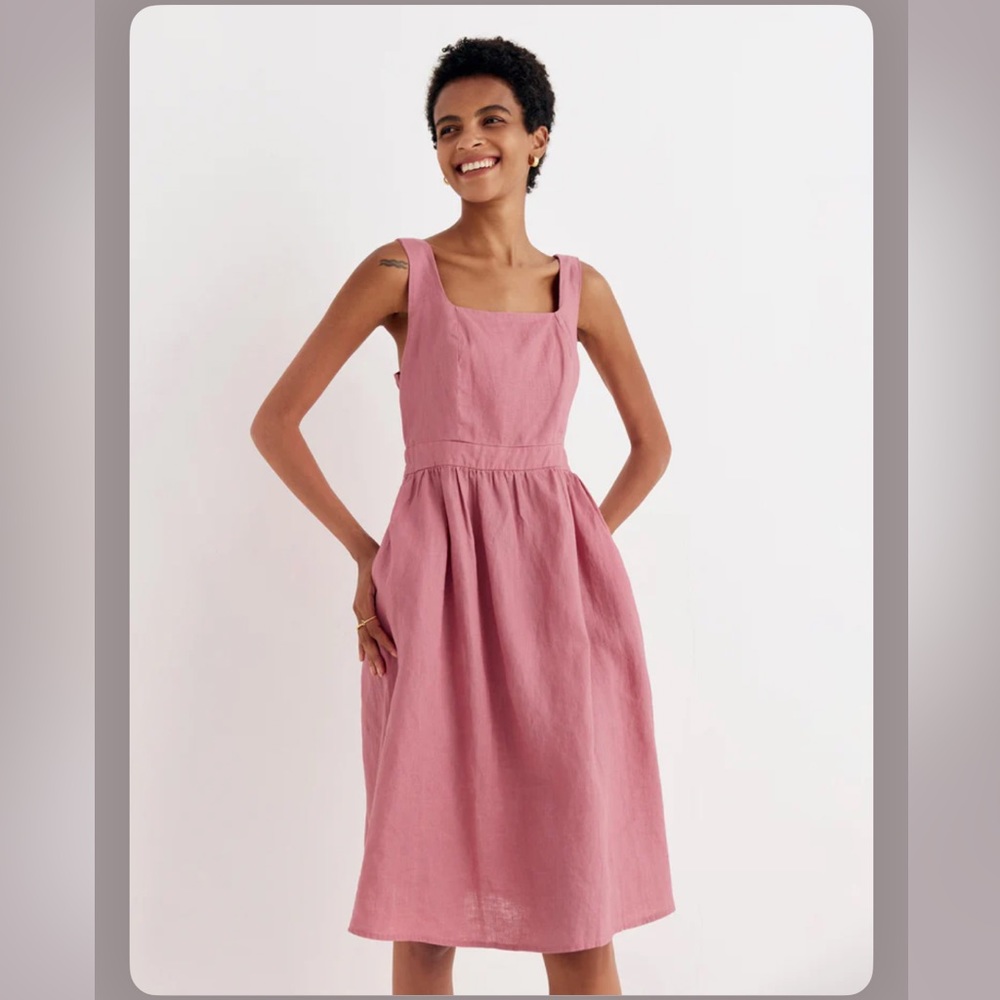 Elegant Pink Sleeveless Dress